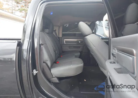 2016 Ram 1500 Big Horn z USA, uszkodzony, nr VIN 1C6RR7TM5GS174124